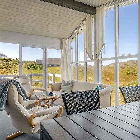 Elsamaria - 400m From The Sea By Interhome